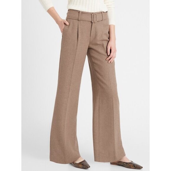 BANANA REPUBLIC Petite Wide Leg Slim Flare Wool Pleated Trouser Pants \\ 8P - Picture 1 of 12